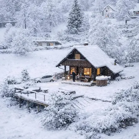 Gril * צרקליה נה גורניסקם